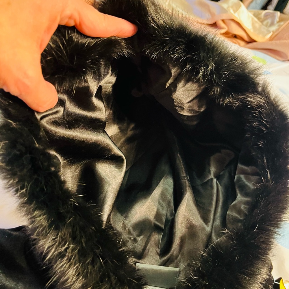 Jasmine Black Velvet Teddy Jacket with Genuine Fur Trim Upscale Loungeware - Picture 6 of 15
